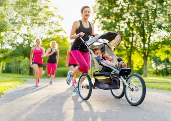 ENTERTAINING AND FUN SOLUTIONS Turn your baby’s stroller into a fitness machine